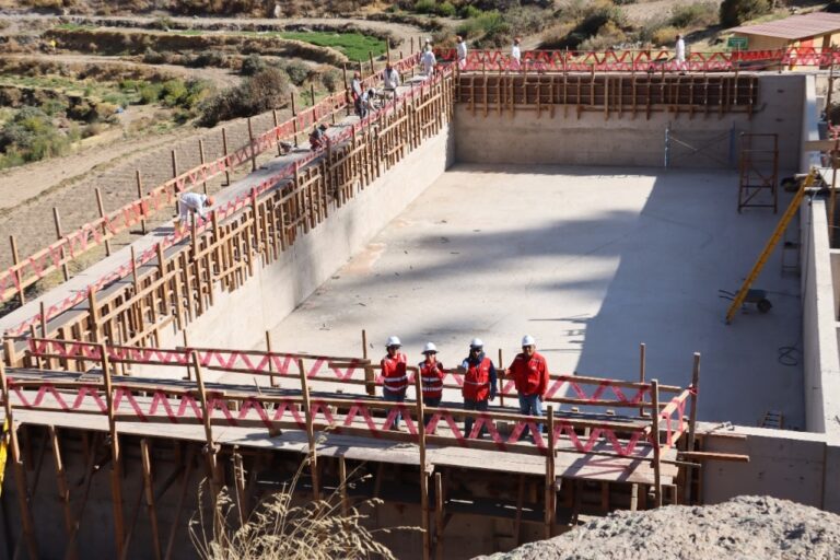 Finaliza construcción del reservorio Palcamayo en proyecto Separación de Aguas de Coalaque