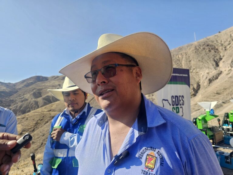 Torata: convocarán a sesión de concejo para decidir suerte de regidora Arla Flor