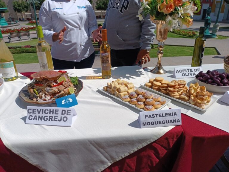 Presentan gastronomía moqueguana por el Día Mundial del Turismo