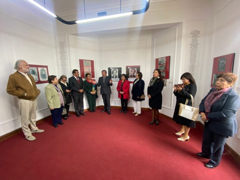 Se inauguró exposición por el Día de los Derechos Cívicos de la Mujer