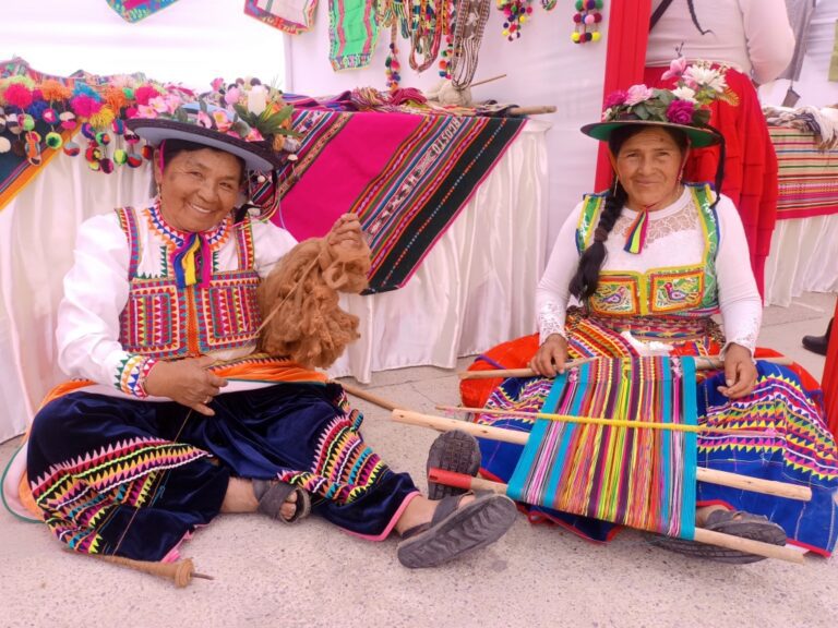 Moquegua Crea: Feria Artesanal y lanzamiento de actividades por el Día del Turismo