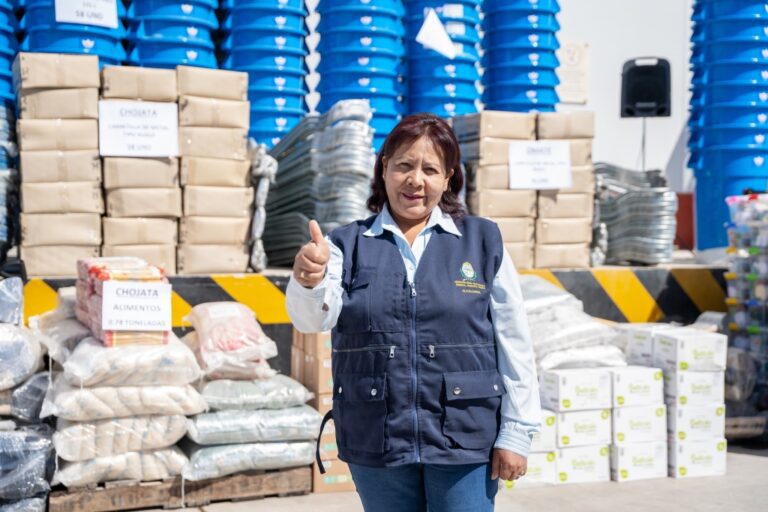 Alcaldesa de General Sánchez Cerro saluda la entrega de ayuda humanitaria