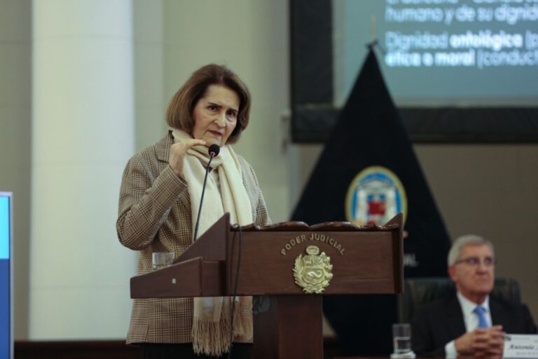 Luz Pacheco es elegida nueva presidenta del Tribunal Constitucional