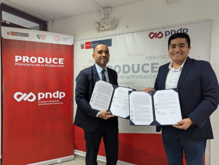 Municipalidad de Ilo y PRODUCE firman convenio para mejorar el Campo Ferial