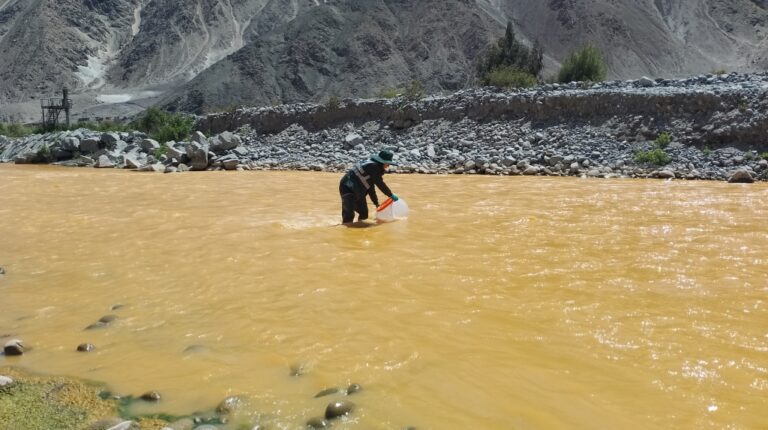 ANA intensifica monitoreo de calidad del agua en el río Tambo
