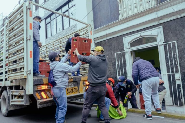 Municipalidad provincial clausura bares clandestinos del cercado y Nuevo Ilo