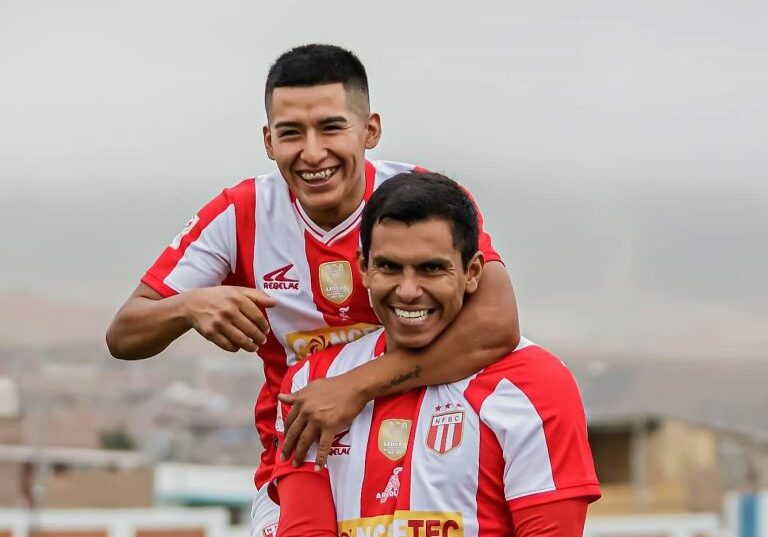 Nacional FBC de Mollendo goleó 3 – 0 al Racing de Chivay