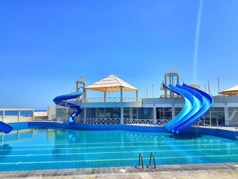 Qué buena decisión del alcalde Richard Ale Cruz para el funcionamiento de la piscina del Parque Acuático