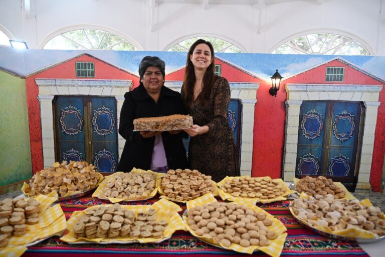 Pastelería tradicional moqueguana recibió reconocimiento en Summum 2024