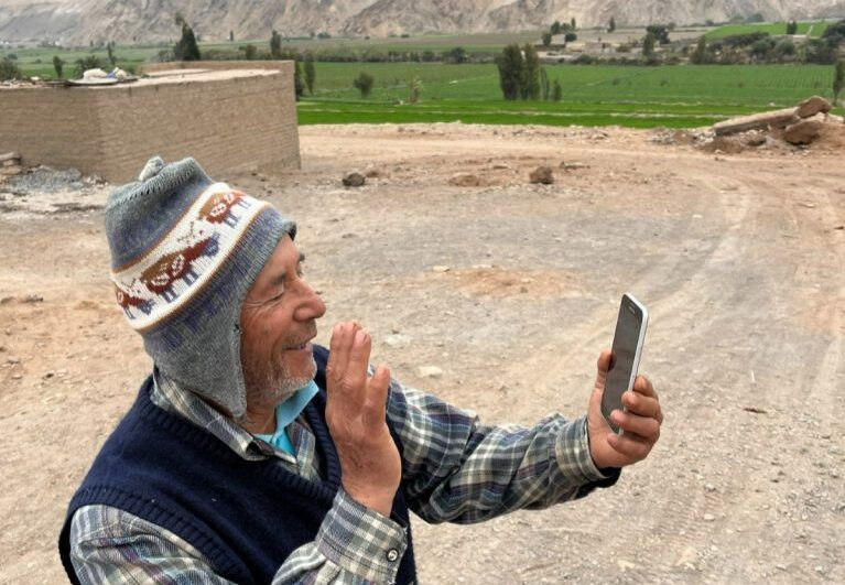 Southern Perú reduce la brecha digital en Valle Arriba al conectar cinco zonas con servicios de internet satelital