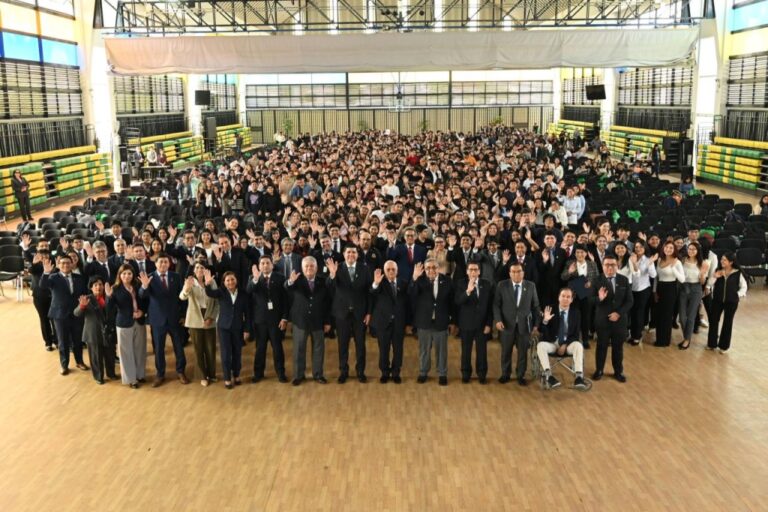 Sunat realizó el primer encuentro interuniversitario en Arequipa