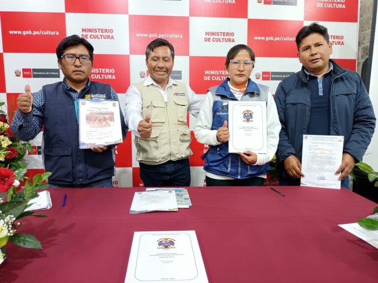 Presentan expediente para declarar Patrimonio Cultural de la Nación la danza costumbrista “Los Tucumanes”