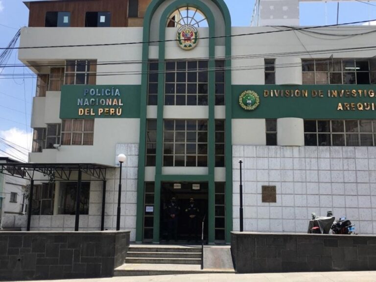 Detenido por chantaje se quitó la vida en carceleta de la Divincri Arequipa