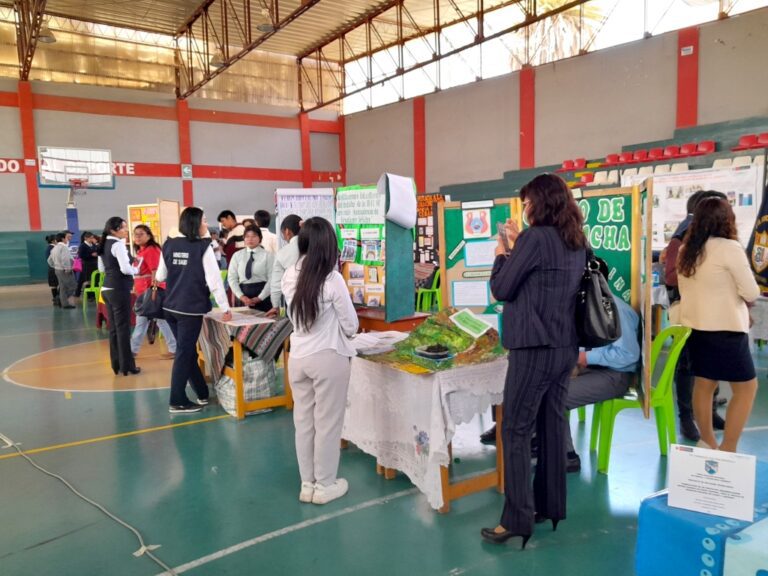 Llevan a cabo la Feria Escolar Nacional de Ciencia Tecnología Eureka 2024 etapa regional