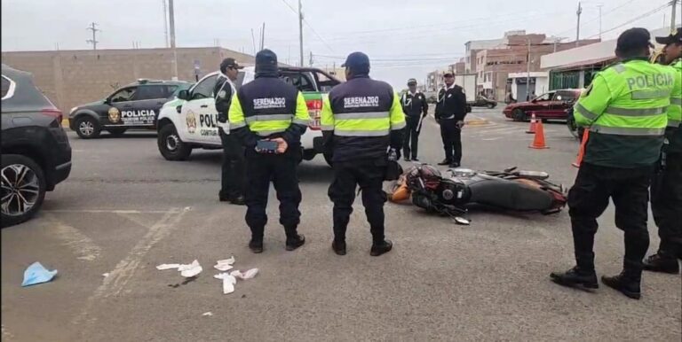 Motociclista resultó herido tras impactar su vehículo menor contra camioneta