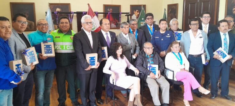 Periodistas de Mollendo celebraron su día