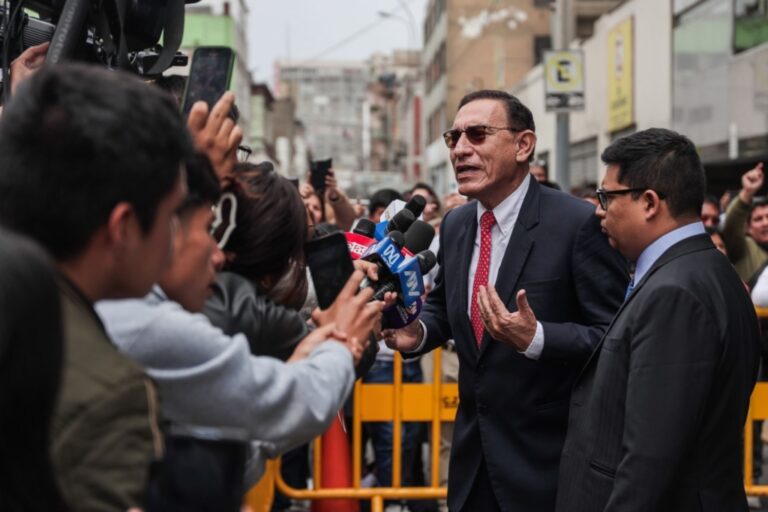 Vizcarra: «No me internaré en una clínica… tampoco me voy a auto eliminar»