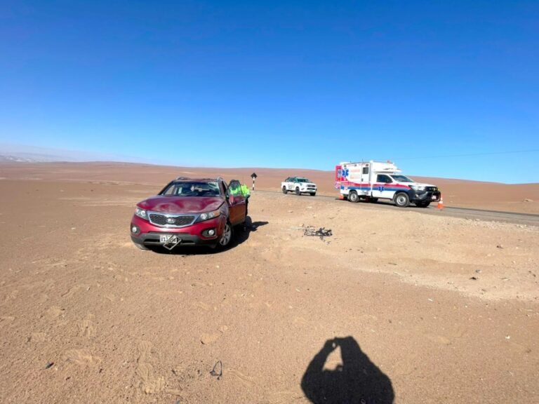 Accidente en la Panamericana Sur deja a dos mujeres con lesiones leves