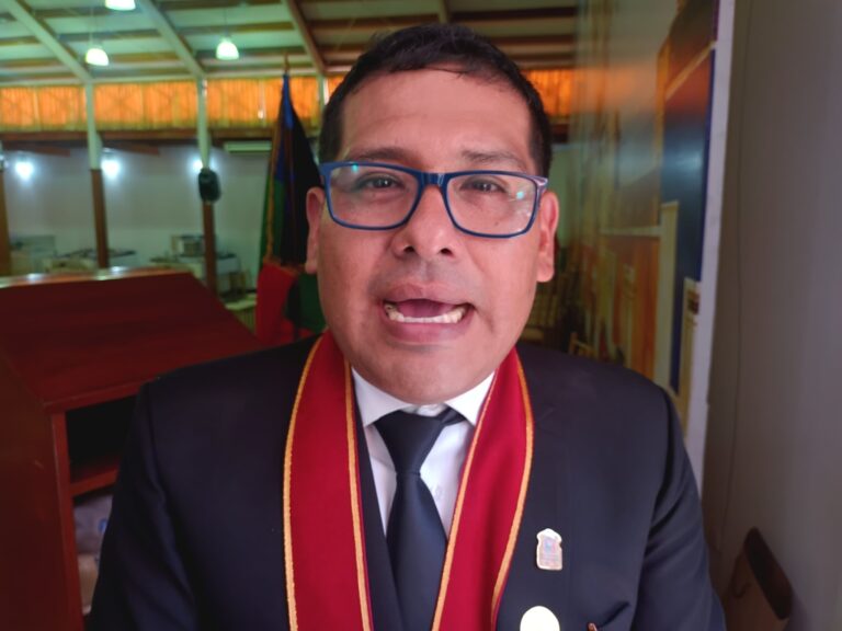 Alonso Quispe se califica con 16 en su gestión como consejero delegado
