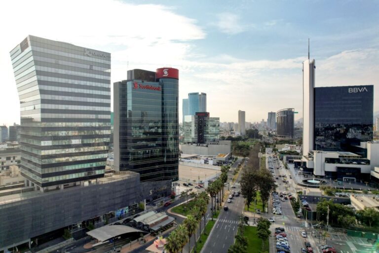 Bancos peruanos superan a la banca extranjera