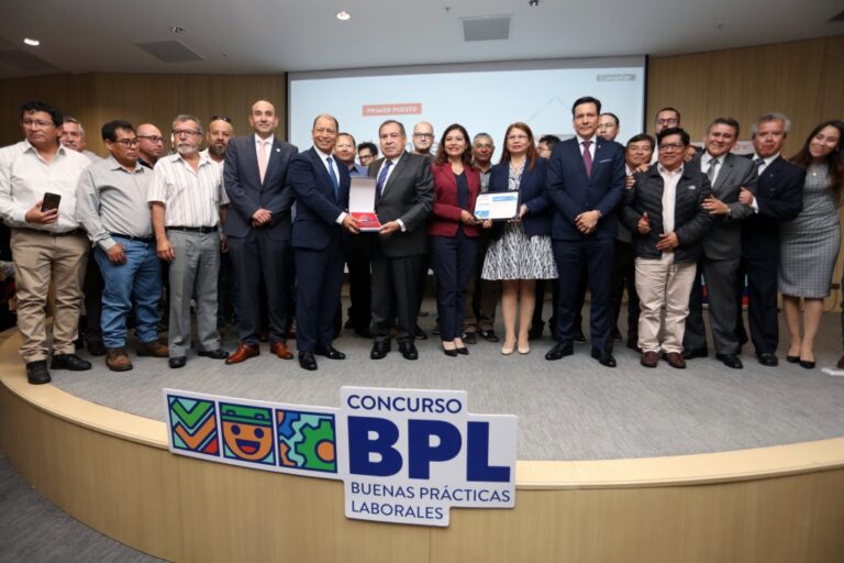 Ministerio de Trabajo otorgó premio “Buenas Prácticas Laborales 2024” a Southern Perú