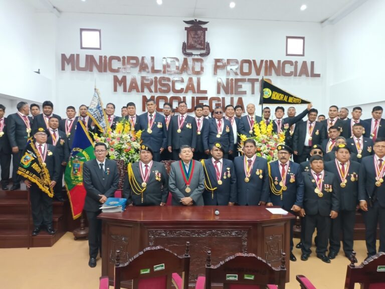 Municipalidad de Mariscal Nieto reconoce a veteranos de guerra y defensores de la democracia