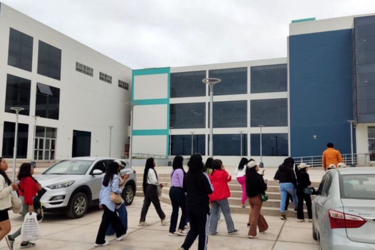 ¿El comité electoral de la UNAM con pies de barro?