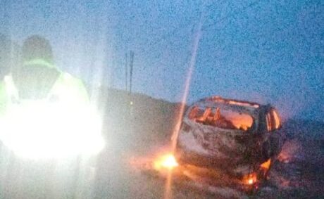 Vehículo se incendia en la Carretera Interoceánica Sur sin que se registraran heridos