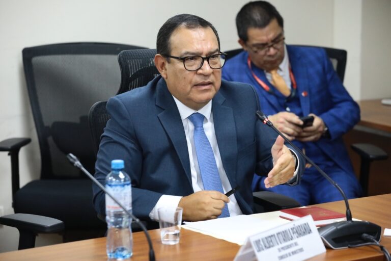 Alberto Otárola revela intervención quirúrgica de presidenta Boluarte en 2023