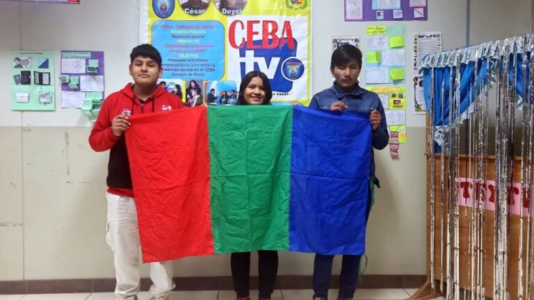 Estudiantes del CEBA Corazón de María ganan Juegos Florales en pintura y escultura