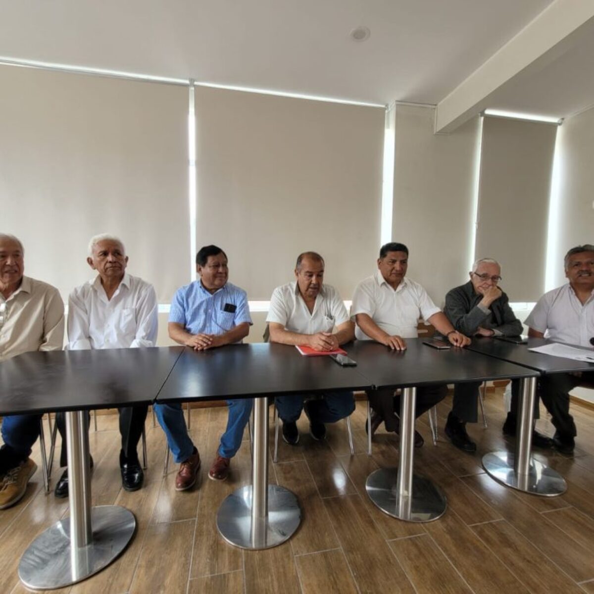 Rotary Club Mollendo impulsa programa de alfabetización para adultos mayores – La Prensa Regional