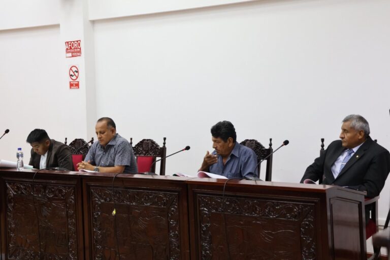 Concejo Municipal declara improcedente la suspensión de la regidora Villegas