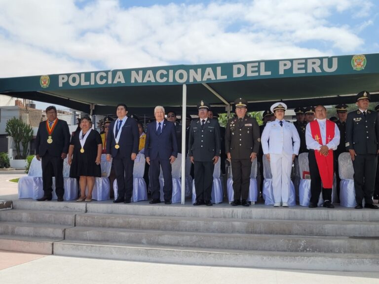 Conmemoran el 36° aniversario de la Policía Nacional con ceremonia central