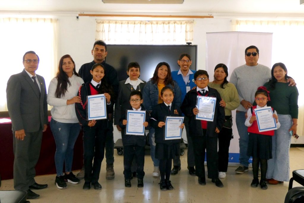 Escolar moqueguana triunfa a nivel nacional en el concurso “Gota de Oro” 2 Escolar moqueguana gana concurso Gota de Oro Megan Luciana Cama Luque 05122024 3 La Prensa Regional