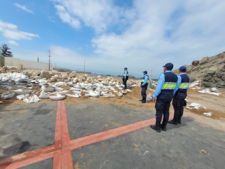 Indignación en Ilo: Bloqueo de acceso a Palm Beach desata protestas ciudadanas y denuncia penal