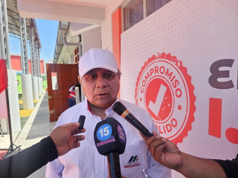Cuestionan al director de la DREMO por clases virtuales pese a normalidad en la ciudad