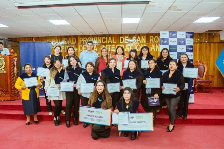 Kallpa Warmi de Caja Arequipa impulsa el emprendimiento femenino en la Región Puno