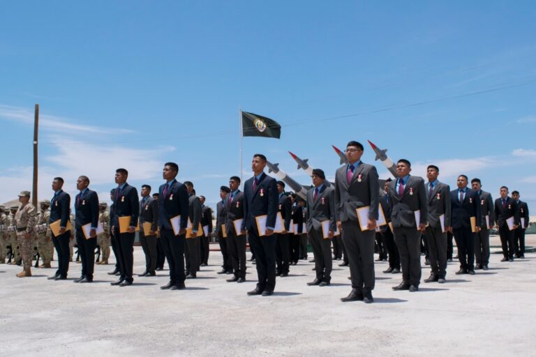 Con honor y compromiso: licenciados del Ejército culminan su servicio a la Patria en Ilo