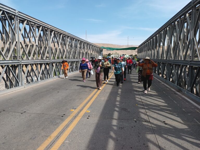 Moquegua endurece medidas en el cuarto día de huelga indefinida por contaminación del río Coralaque