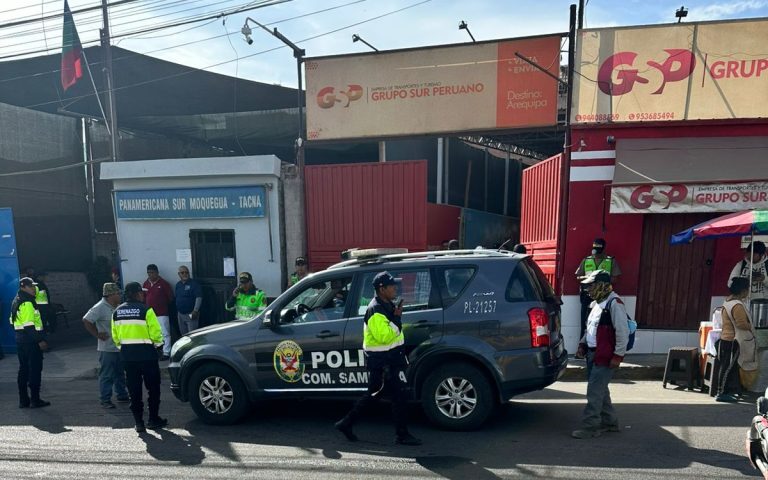 SUTRAN clausura terminales de minivans que operaban sin autorización