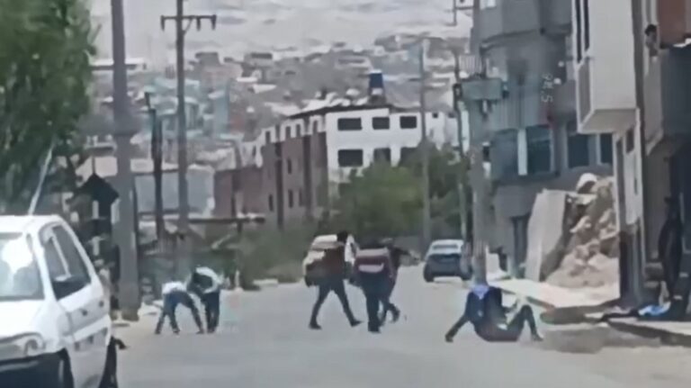 Vecinos denuncian pelea callejera frente a local nocturno “Stragos”