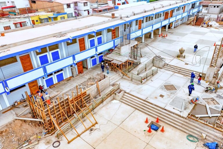 Evaluarán la infraestructura educativa en Islay y otras provincias