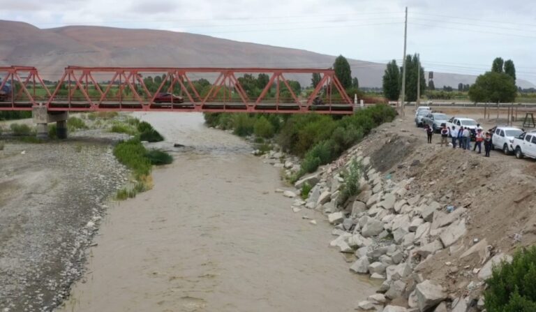 Instalarán 13 plantas potabilizadoras de agua para reducir contaminación del río Tambo