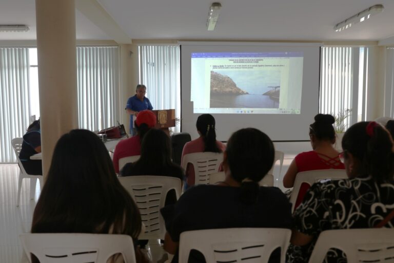Capacitan sobre historia y patrimonio en Islay-Matarani