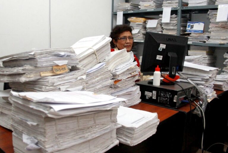 Juzgados de trabajo son competentes en demandas por daños y perjuicios de servidores públicos