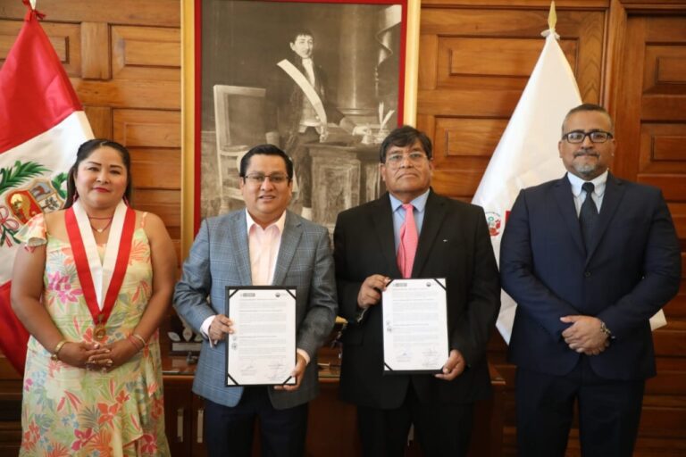 Minsa y Path of Hope firman convenio para donación de bienes a centros de salud