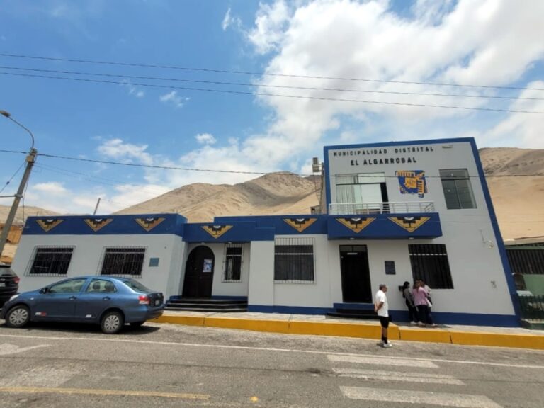 Presentan pedido de vacancia contra alcalde de El Algarrobal ante el Concejo Municipal