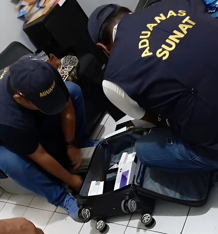 Decomisan decenas de celulares de alta gama en el terminal terrestre de Mollendo