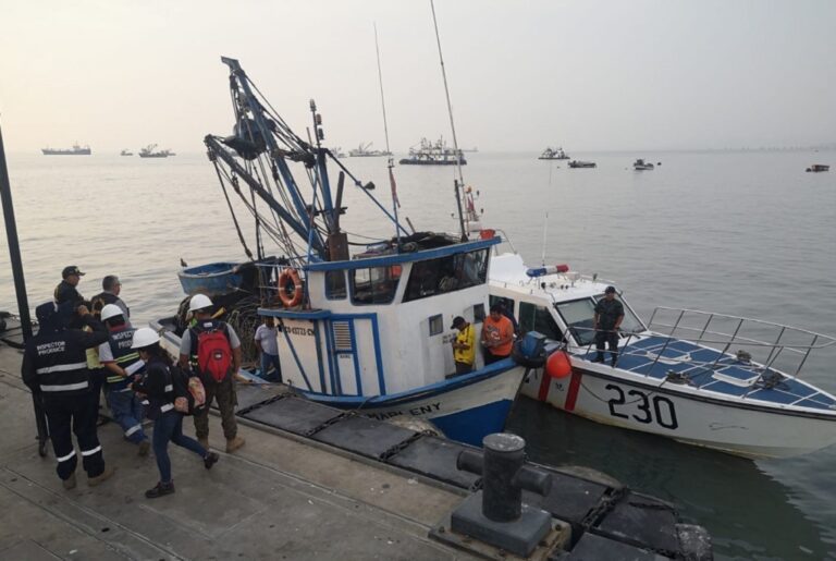 Pescadores artesanales reiteran su rechazo al control satelital