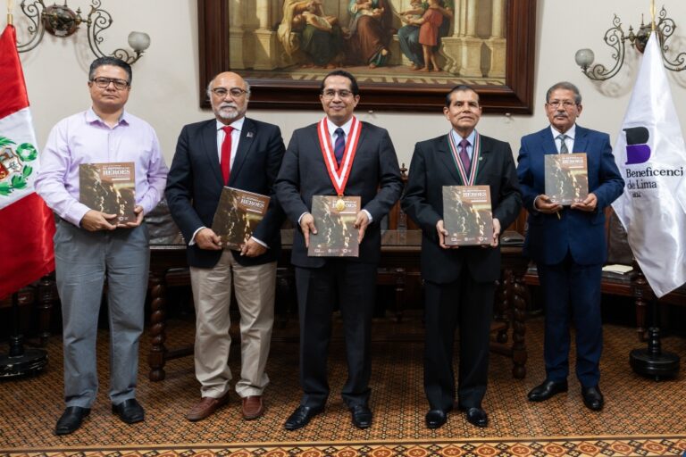 Presentan libro ‘El Reposo de los Héroes’ del historiador Miguel Arturo Seminario Ojeda